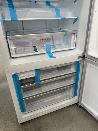Factory Second Westinghouse 496 L Bottom Mount Fridge – White (WBE5300WC)